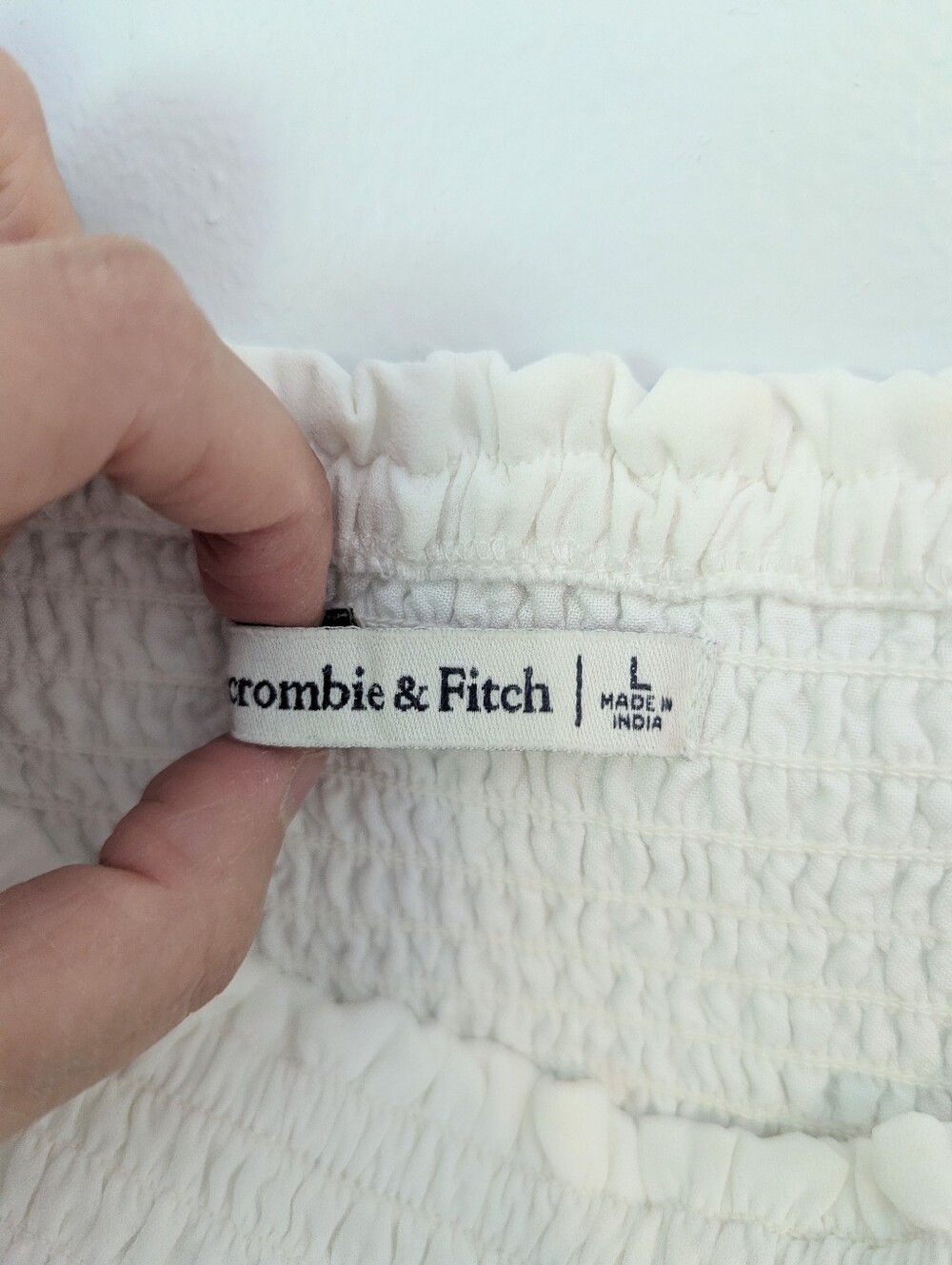 Abercrombie & Fitch White Smocked Square-Neck Sheer Sleeve Crop Top - Picture 6 of 9